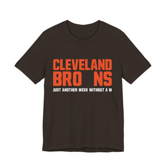 Missing the W graphic tee for Cleveland football fans